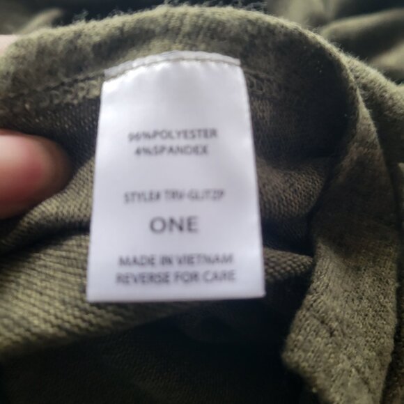 Dear Scarlett Green Knit Poncho Wrap Cape Cardigan (Size: One Size) - Picture 14 of 15